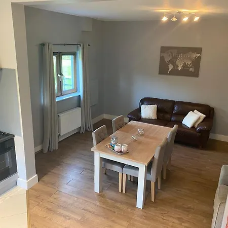 Victoria's Countryside Apartamento *