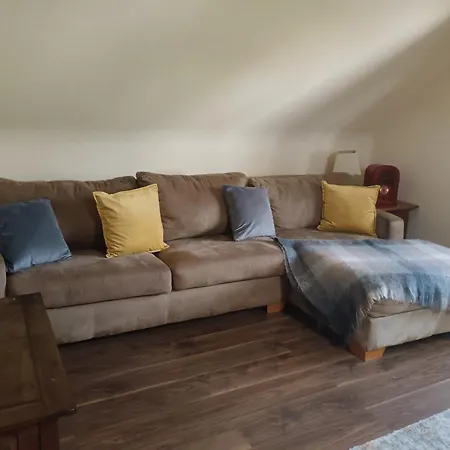 Victoria's Countryside Apartament *